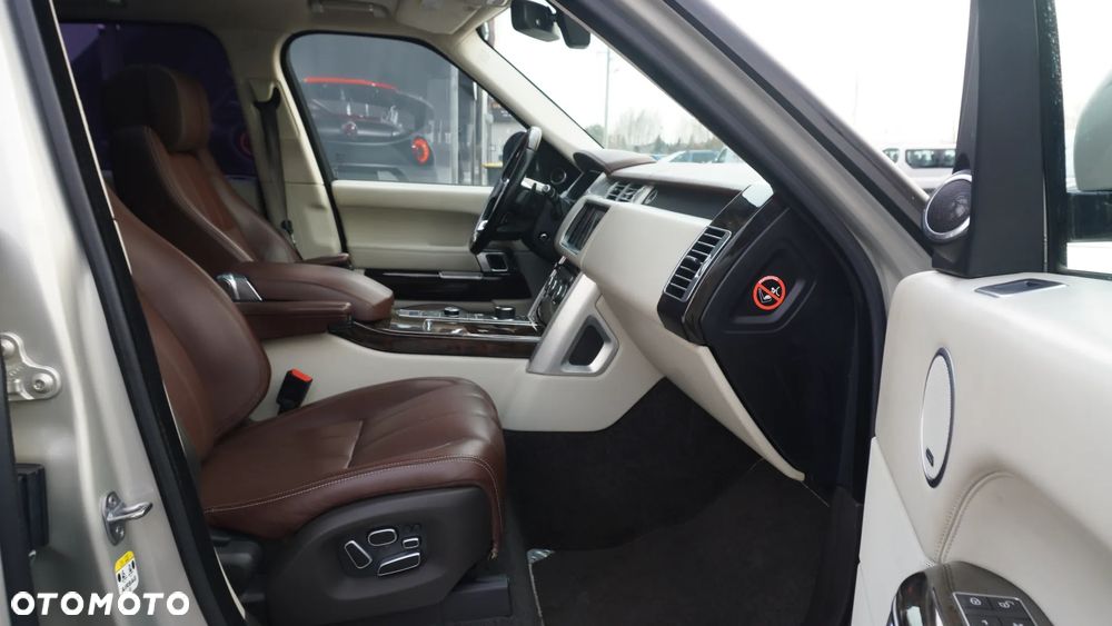 Land Rover Range Rover 4.4SD V8 LWB Vogue - 31