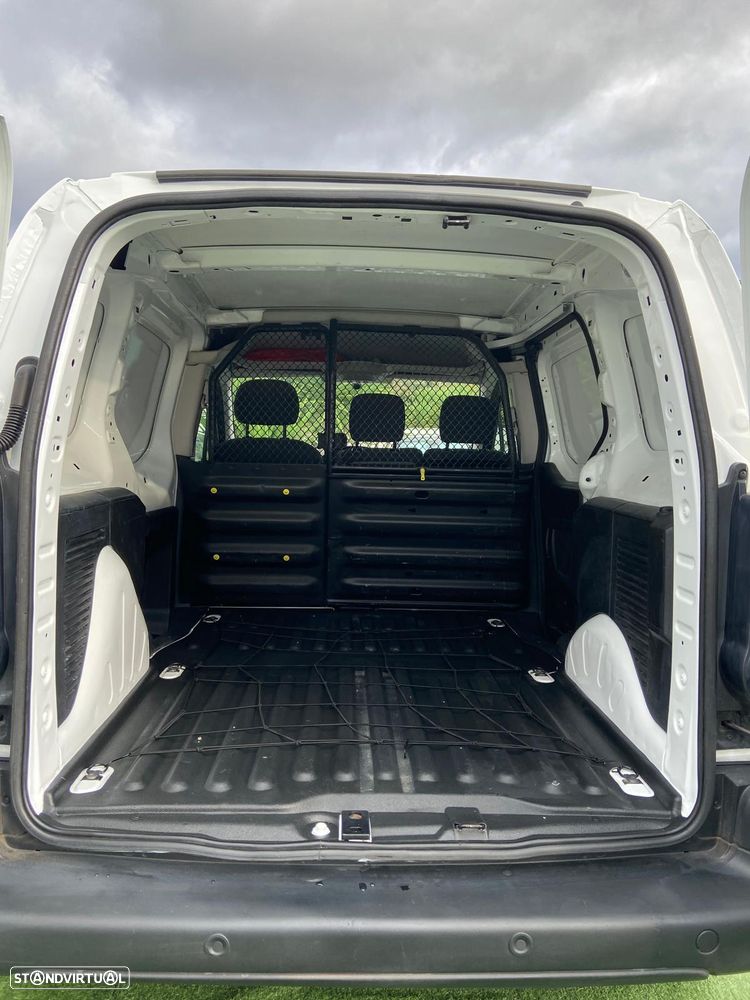 Peugeot Partner 1.6 HDI - 23