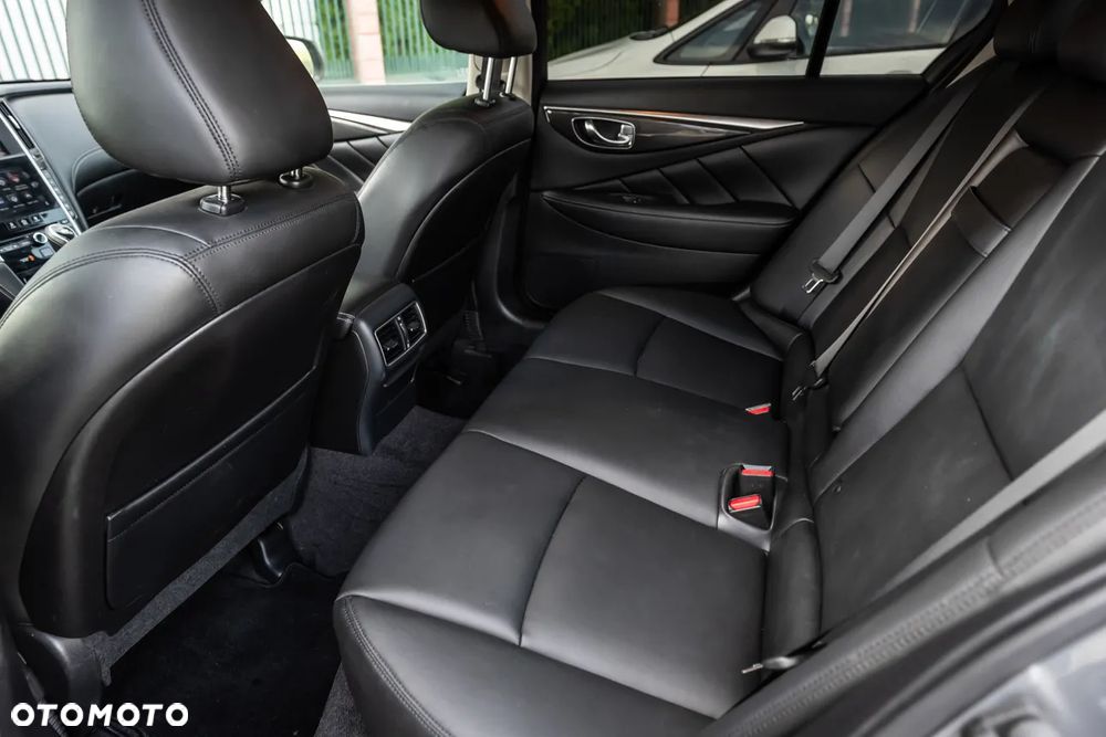Infiniti Q50 - 27