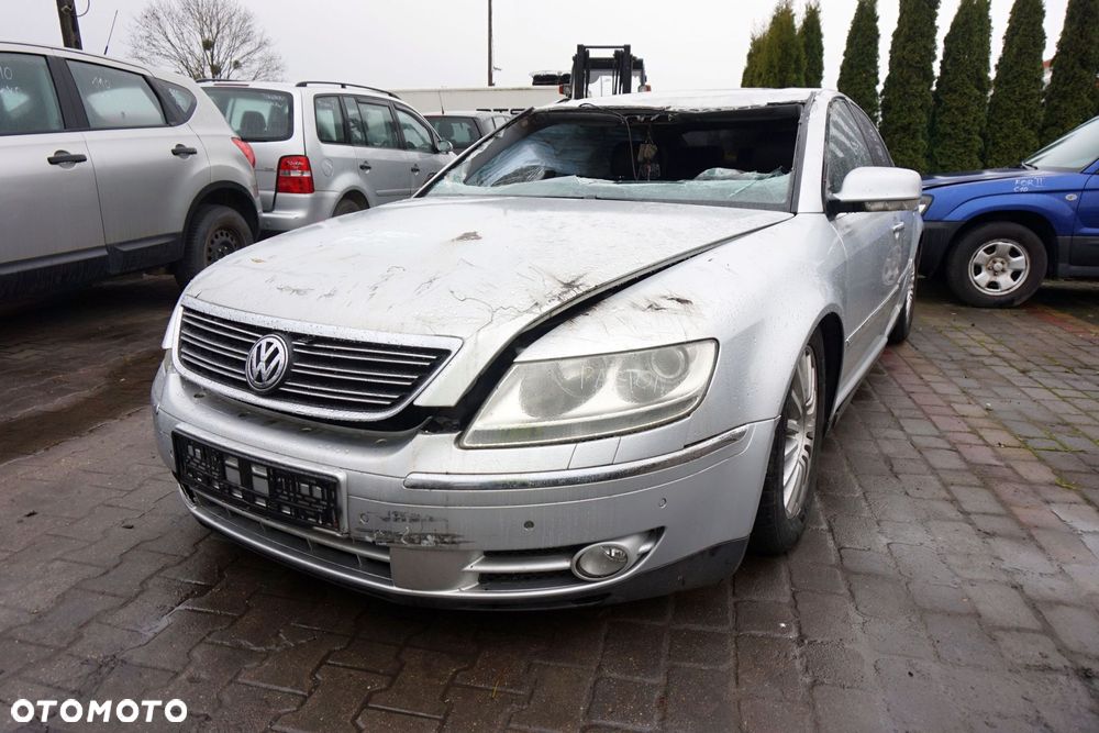 VOLKSWAGEN PHAETON  2004 LG9R 4.2 FSI V8 BGH 335KM GUL SREBRNY na części - 1