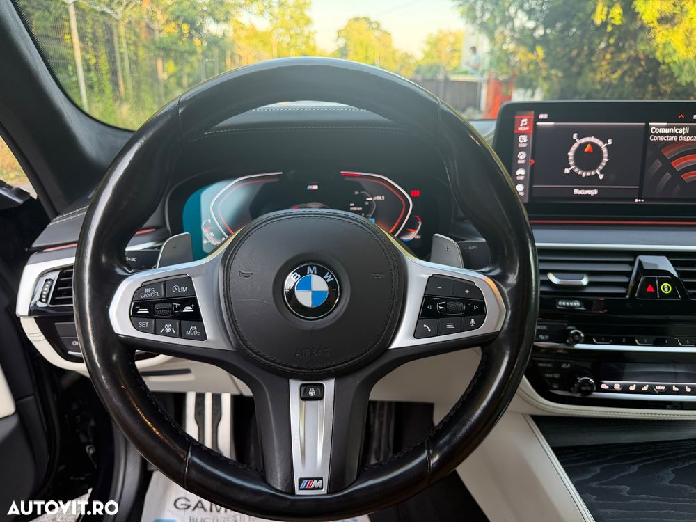 BMW Seria 5 530i xDrive AT MHEV - 21