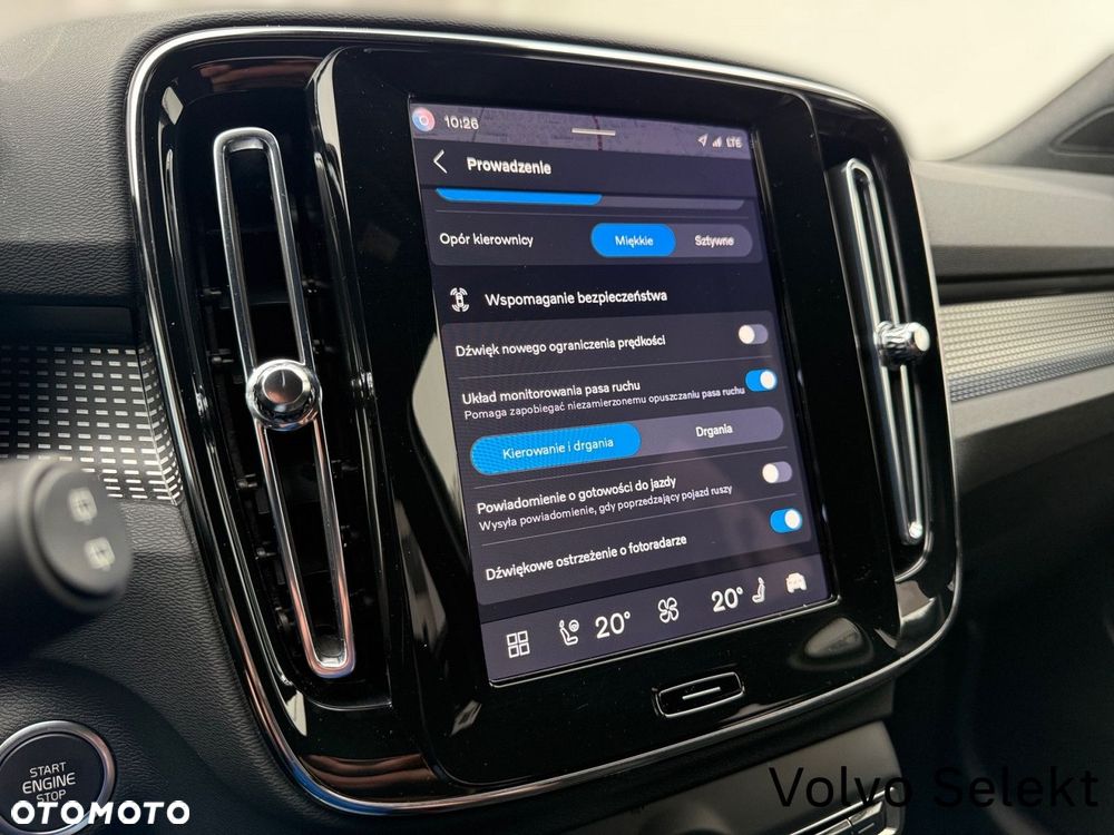 Volvo XC 40 - 25