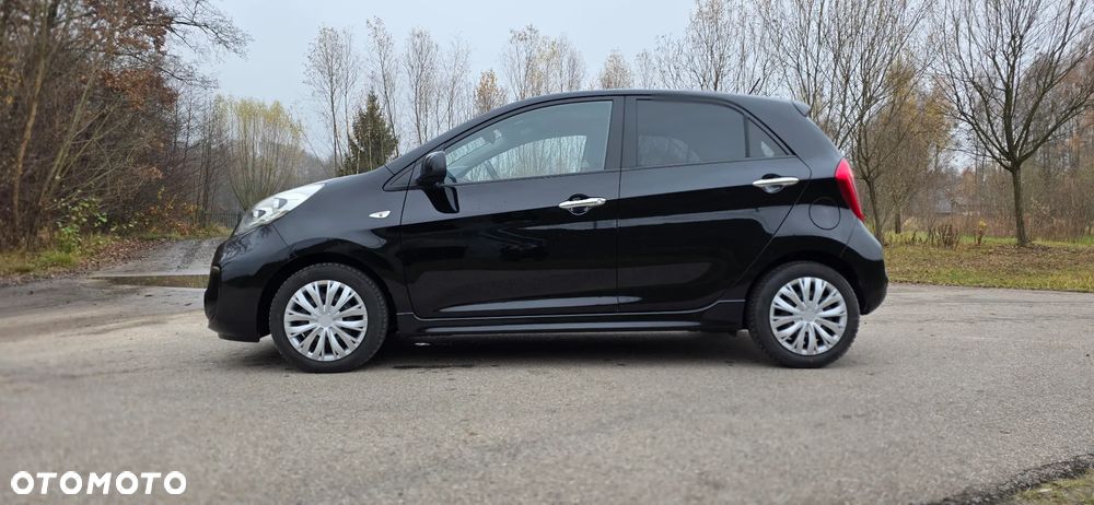 Kia Picanto 1.2 Fifa World Cup Edition - 12