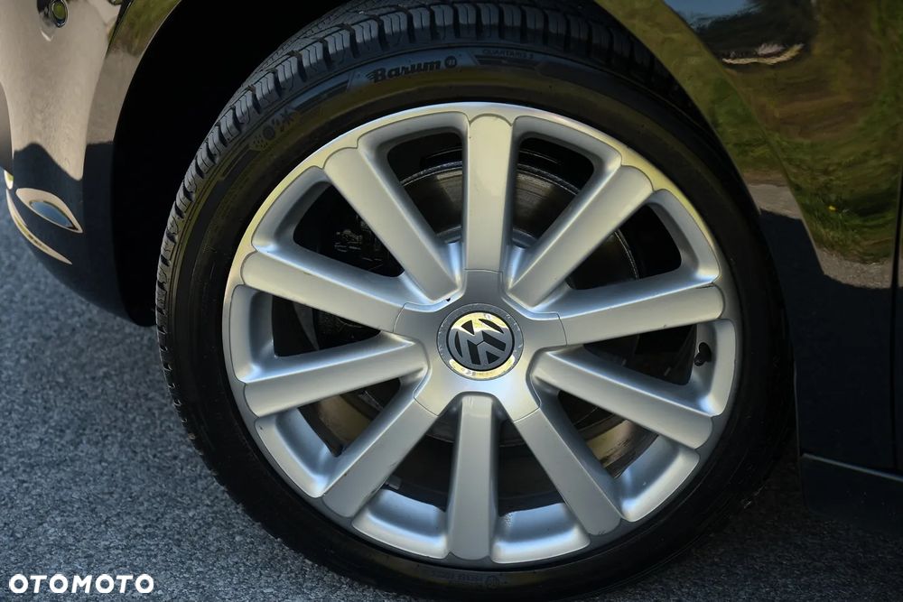 Volkswagen Touran 2.0 TDI DPF Highline DSG - 17