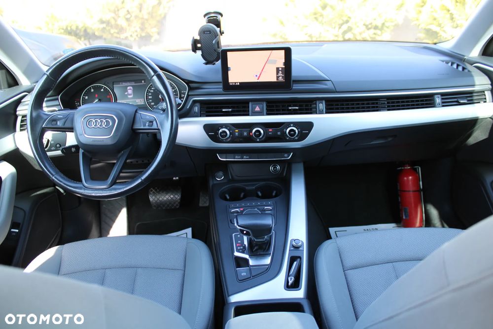 Audi A4 Limousine 2.0 TDI S tronic design - 26