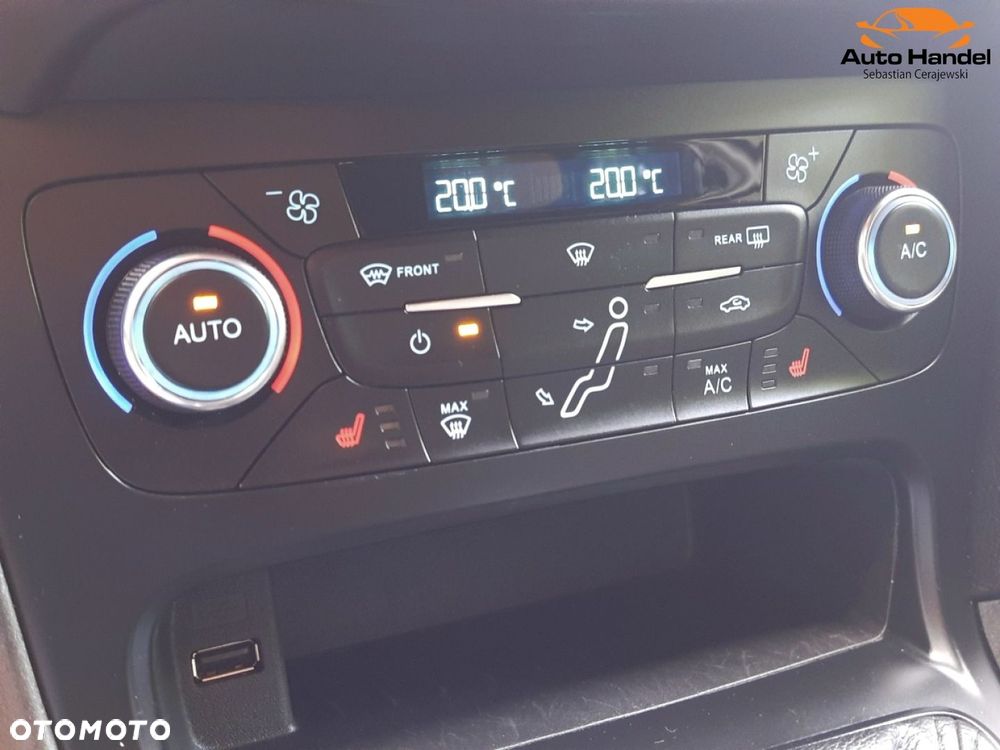 Ford Focus 1.5 EcoBoost STart-Stopp-System ST-LINE - 38