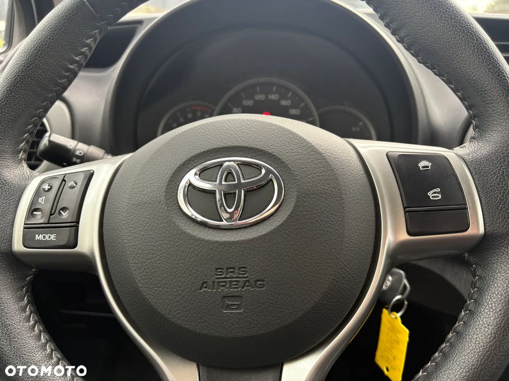Toyota Yaris - 13