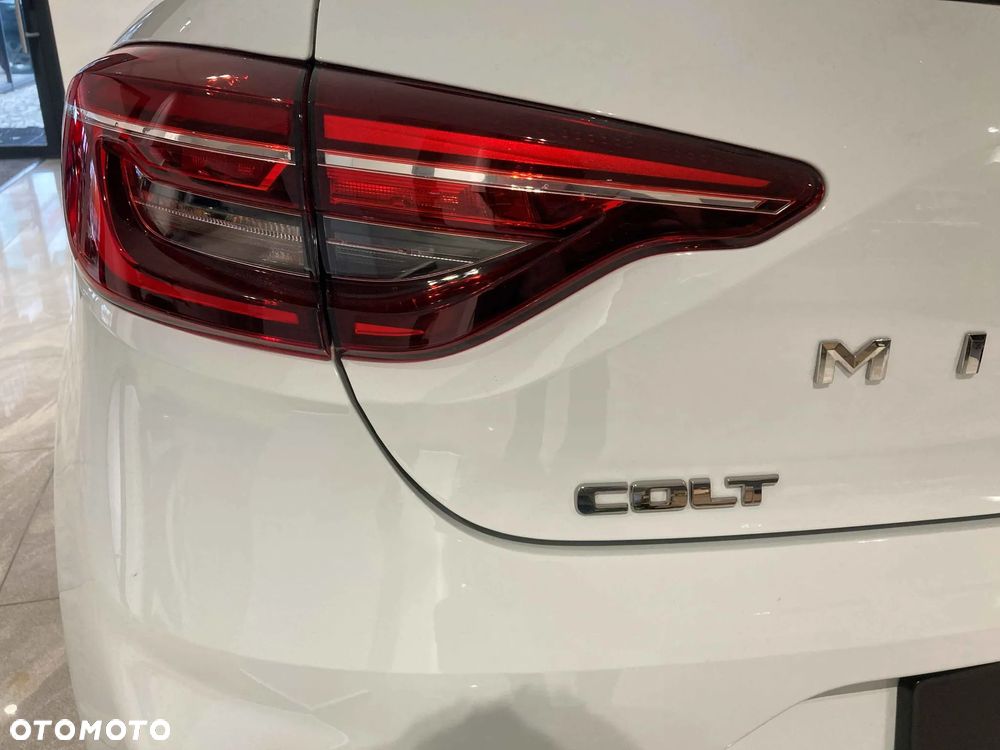 Mitsubishi Colt 1.0T Invite - 11