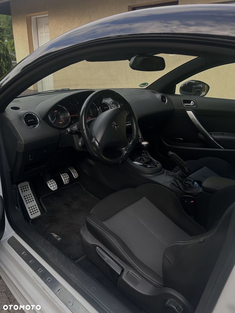 Peugeot RCZ 1.6 THP GT Line - 6