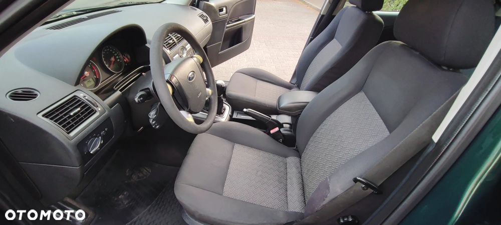 Ford Mondeo 1.8 Trend X100 / X - 15