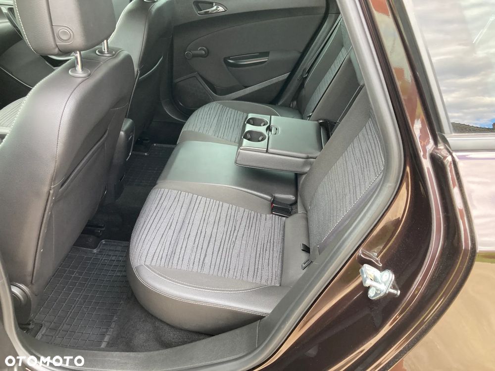 Opel Astra 1.4 T Cosmo EU6 - 14