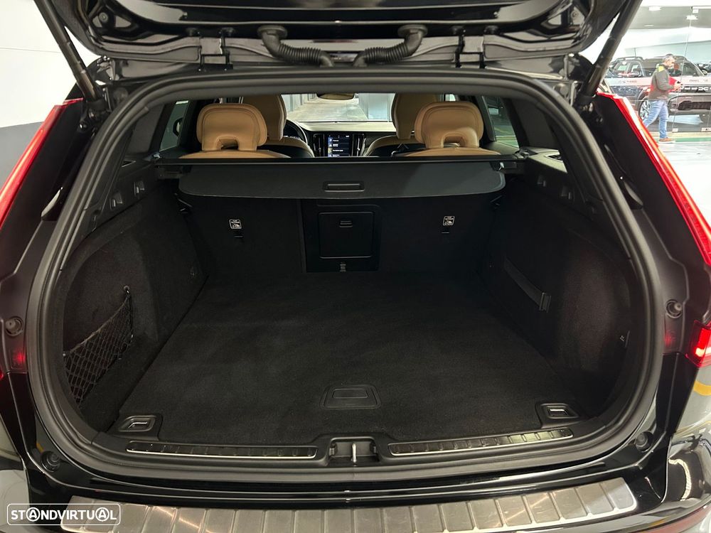 Volvo V60 2.0 D3 Inscription - 18