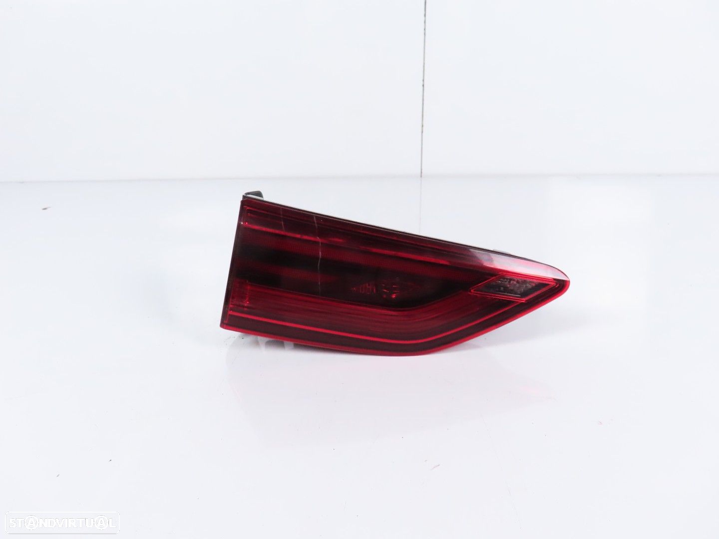 Farolim da mala LED Esquerdo/Trás Usado / Original VW VW Golf VIII Hatchback (CD... - 1