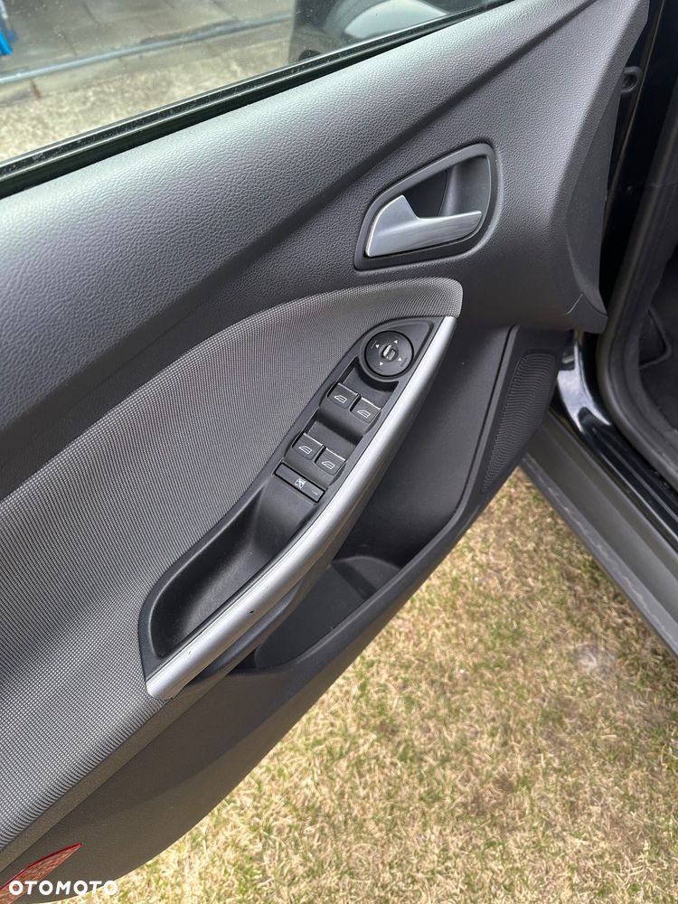 Ford Focus 1.0 EcoBoost Start-Stopp-System TREND - 23