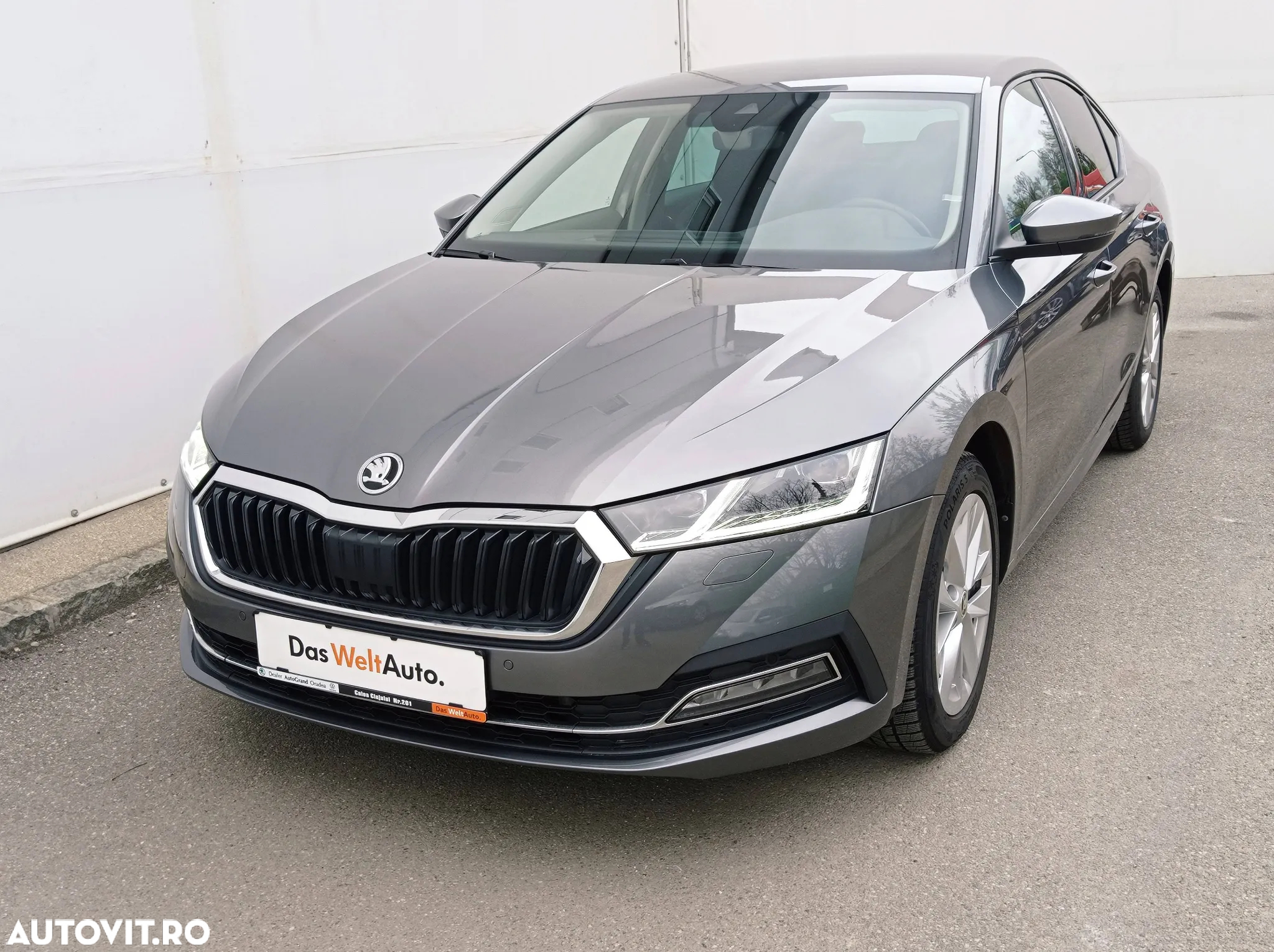 Skoda Octavia 2.0 TDI DSG Style - 4