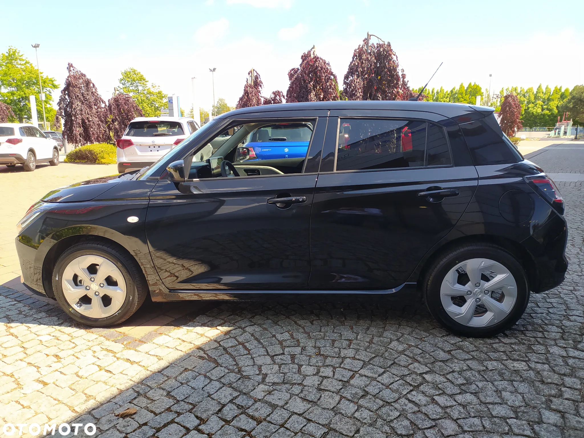 Suzuki Swift 1.2 Dualjet SHVS Premium Plus CVT - 5