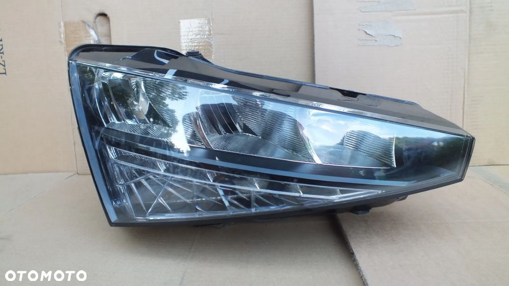 Lampa przednia prawa Led Skoda Scala  657941016 - 1