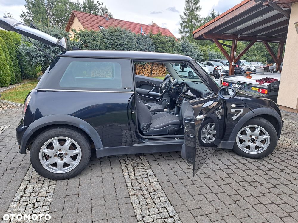 MINI ONE Seven - 37