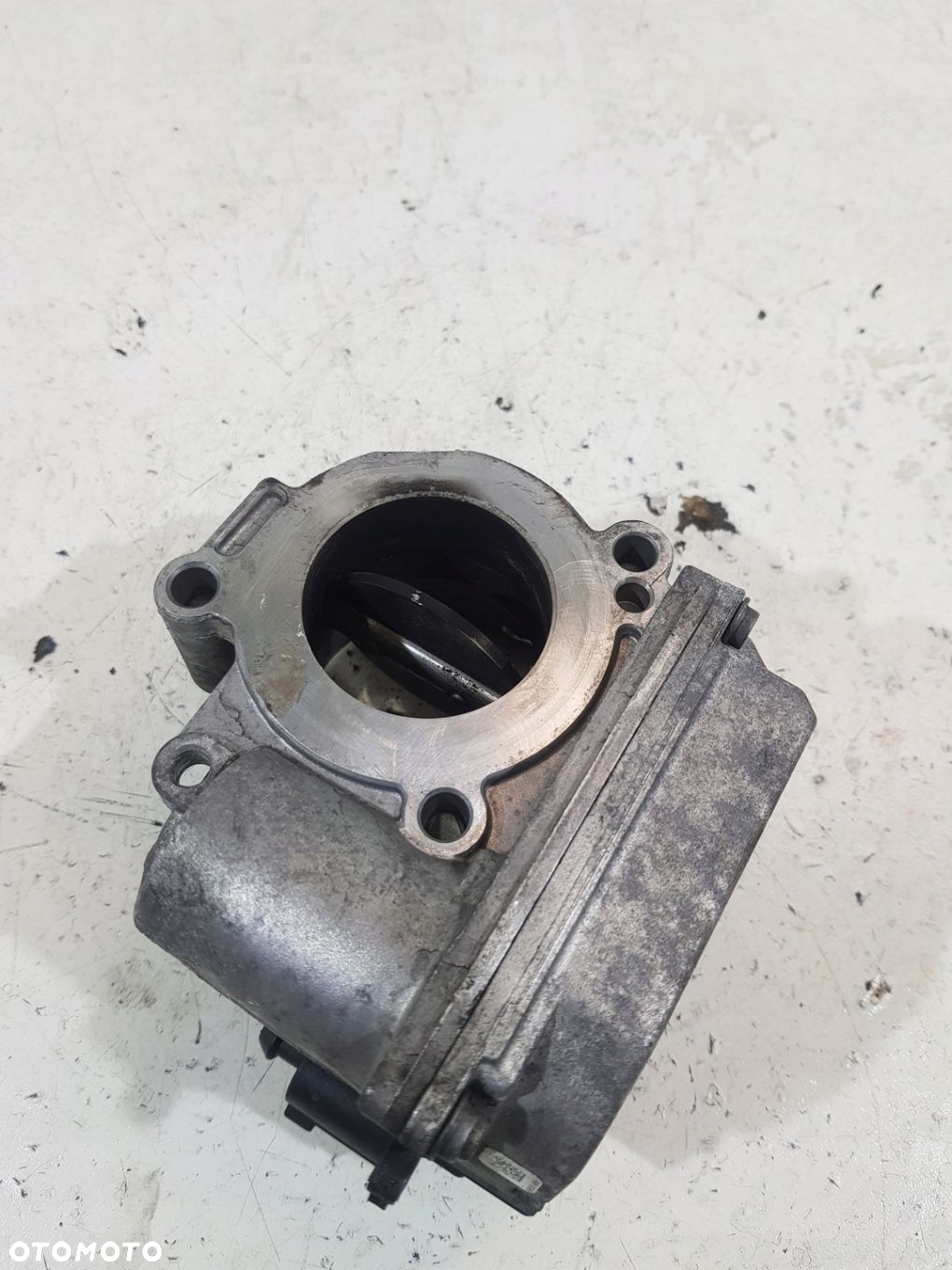PRZEPUSTNICA 045128063G VW AUDI SKODA 1.4 TDI - 6