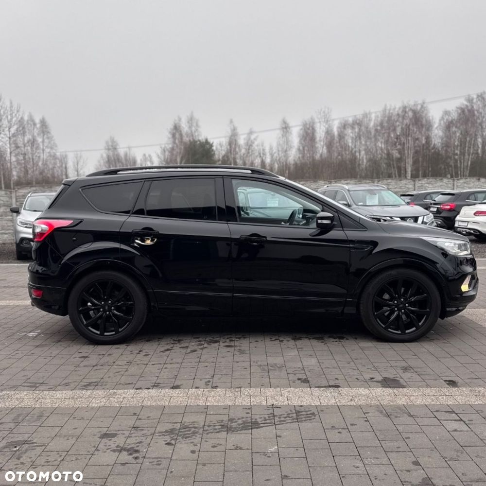 Ford Kuga - 16