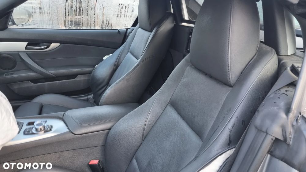 BMW Z4 sDrive30i - 27