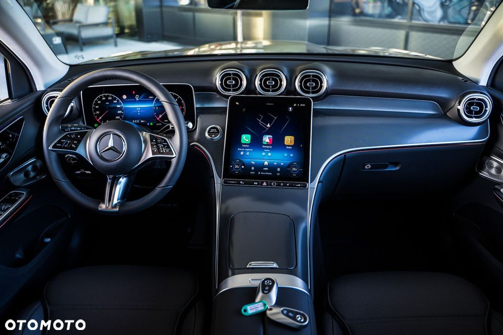 Mercedes-Benz GLC - 17