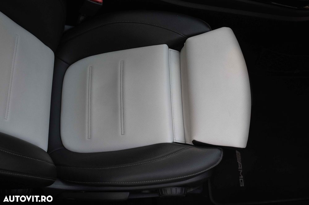 Mercedes-Benz CLA 220 4Matic 7G-DCT AMG Line - 18