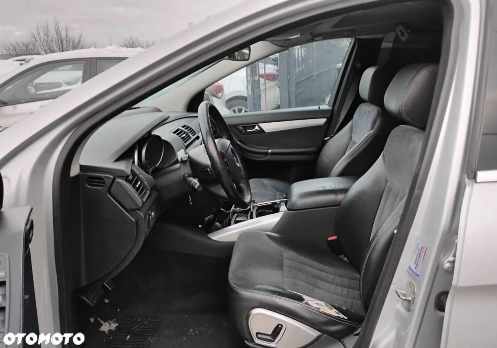 Mercedes-Benz Klasa R - 7