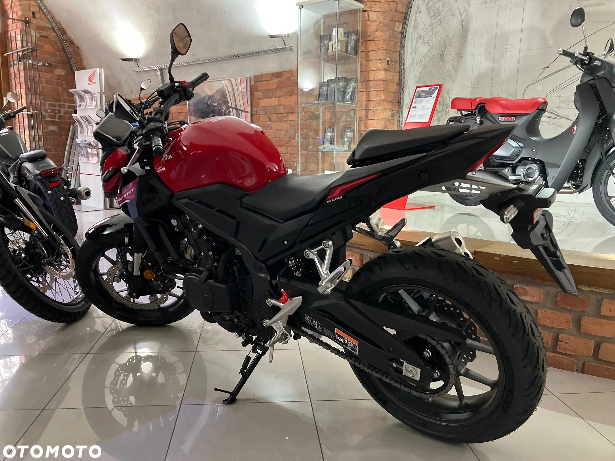Honda Hornet - 2