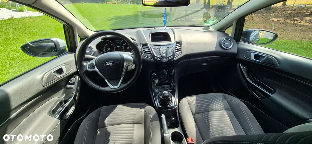 Ford Fiesta 1.6 TDCi Titanium - 12