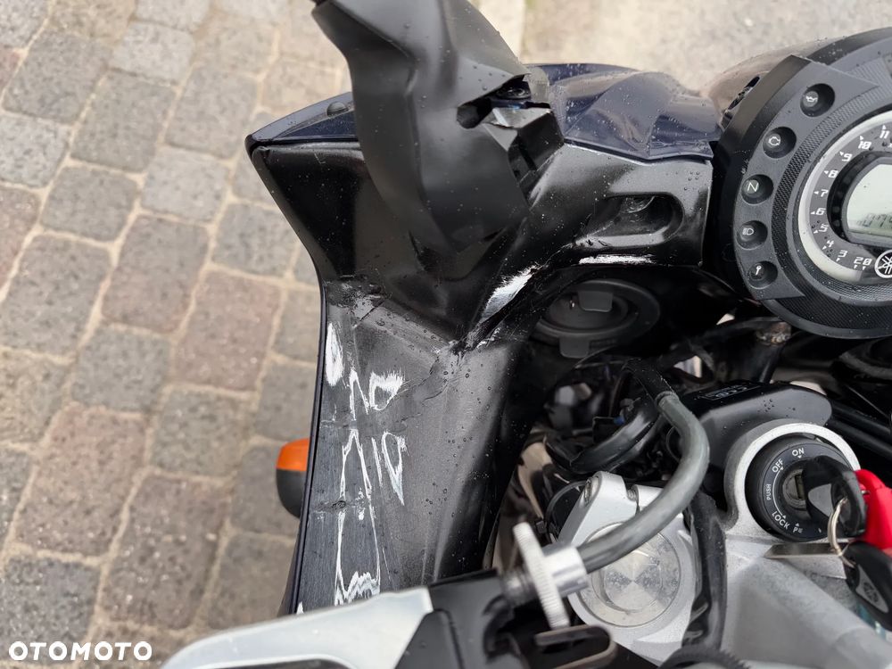 Yamaha FZ6 - 24