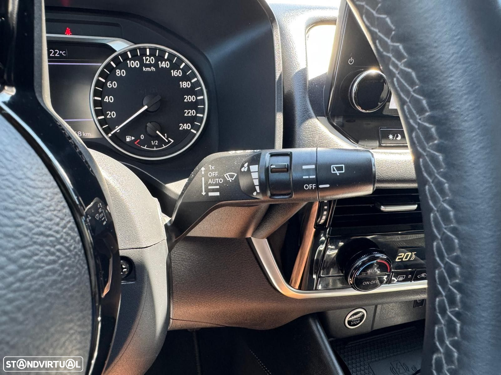Nissan Qashqai 1.3 DIG-T N-Connecta J18 Led - 21