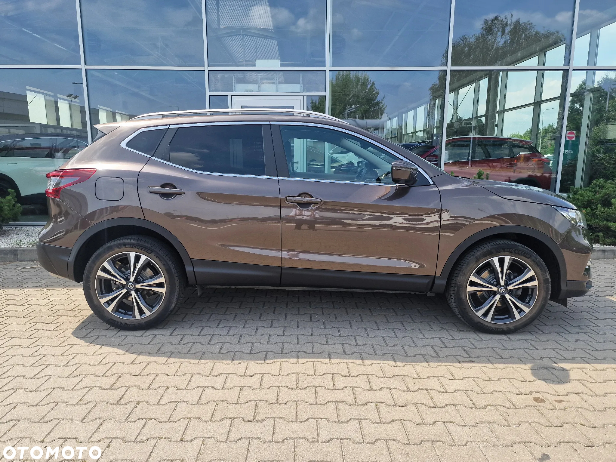 Nissan Qashqai 1.3 DIG-T N-Connecta DCT - 3