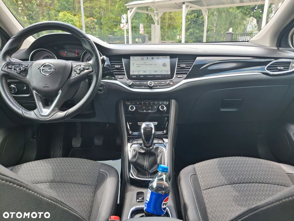 Opel Astra 1.6 Turbo Start/Stop Dynamic - 23