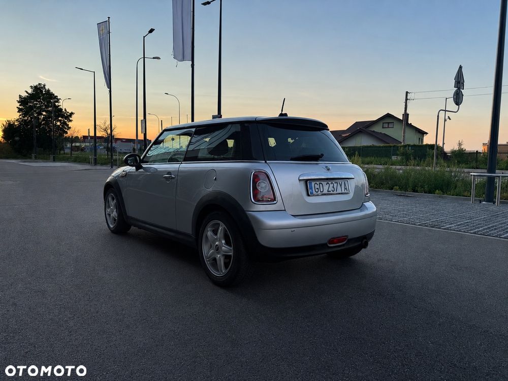 MINI Cooper - 5