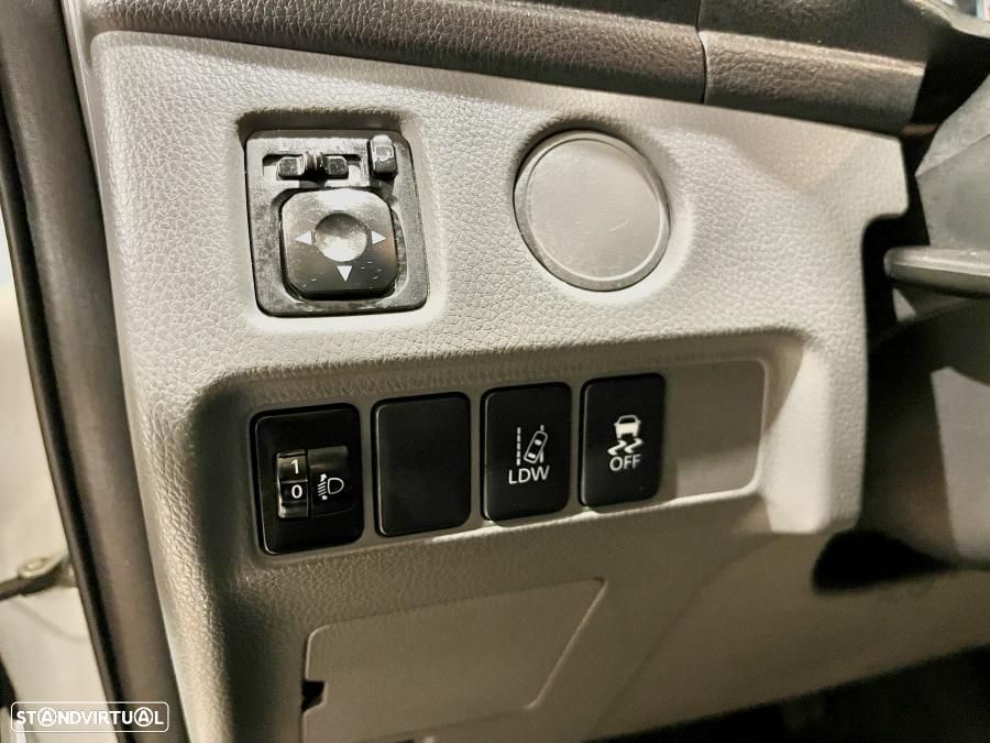 Mitsubishi L200 2.4 DI-D CD Sportbox Strakar 4WD - 14