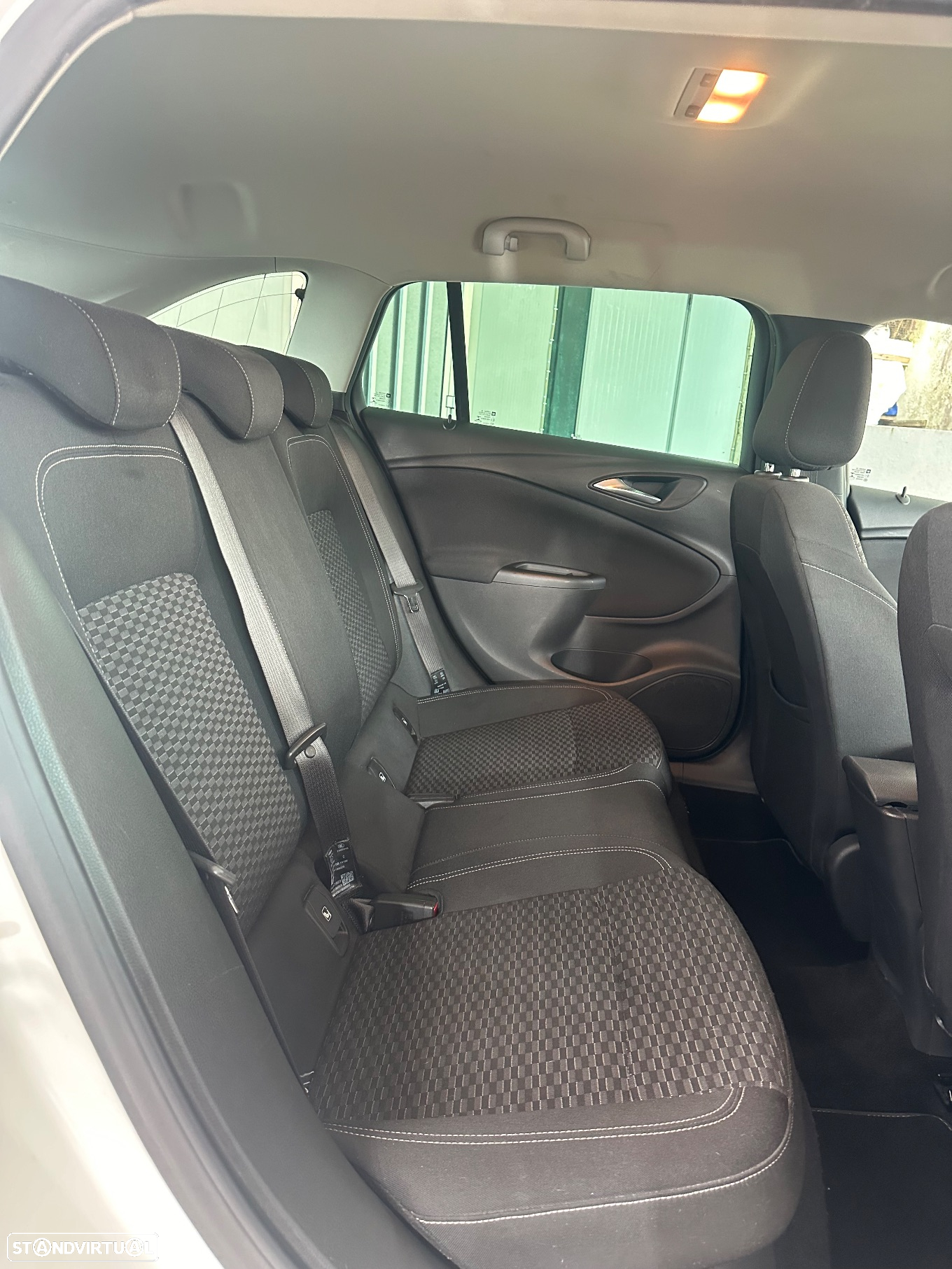 Opel Astra Sports Tourer 1.6 CDTI Edition S/S - 12