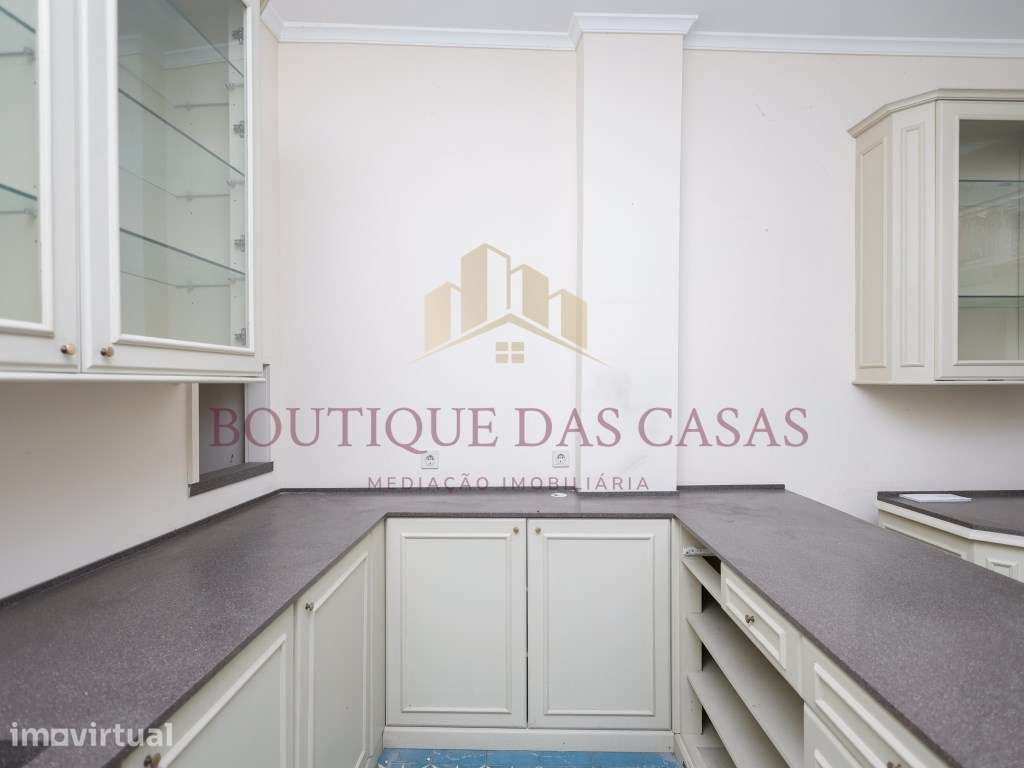 Espaço comercial na baixa do Porto - Grande imagem: 5/9