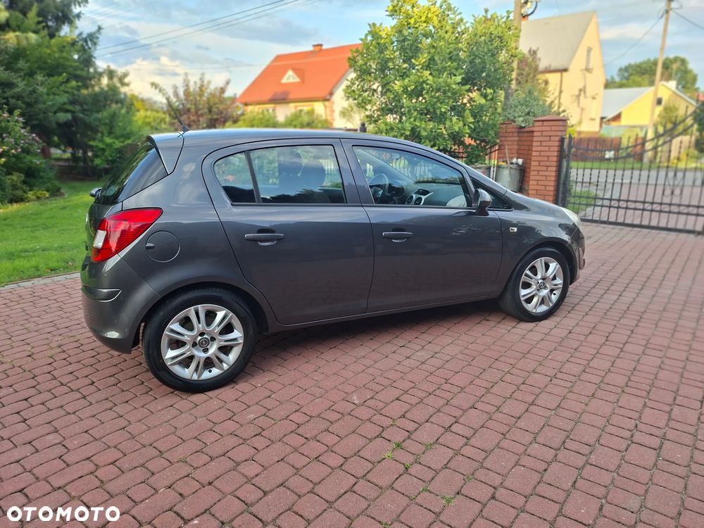 Opel Corsa 1.2 16V Enjoy - 2