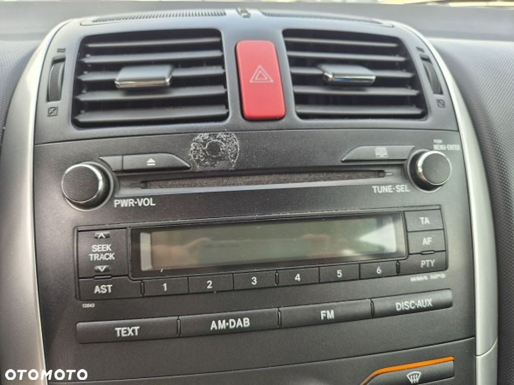 Toyota Auris - 28