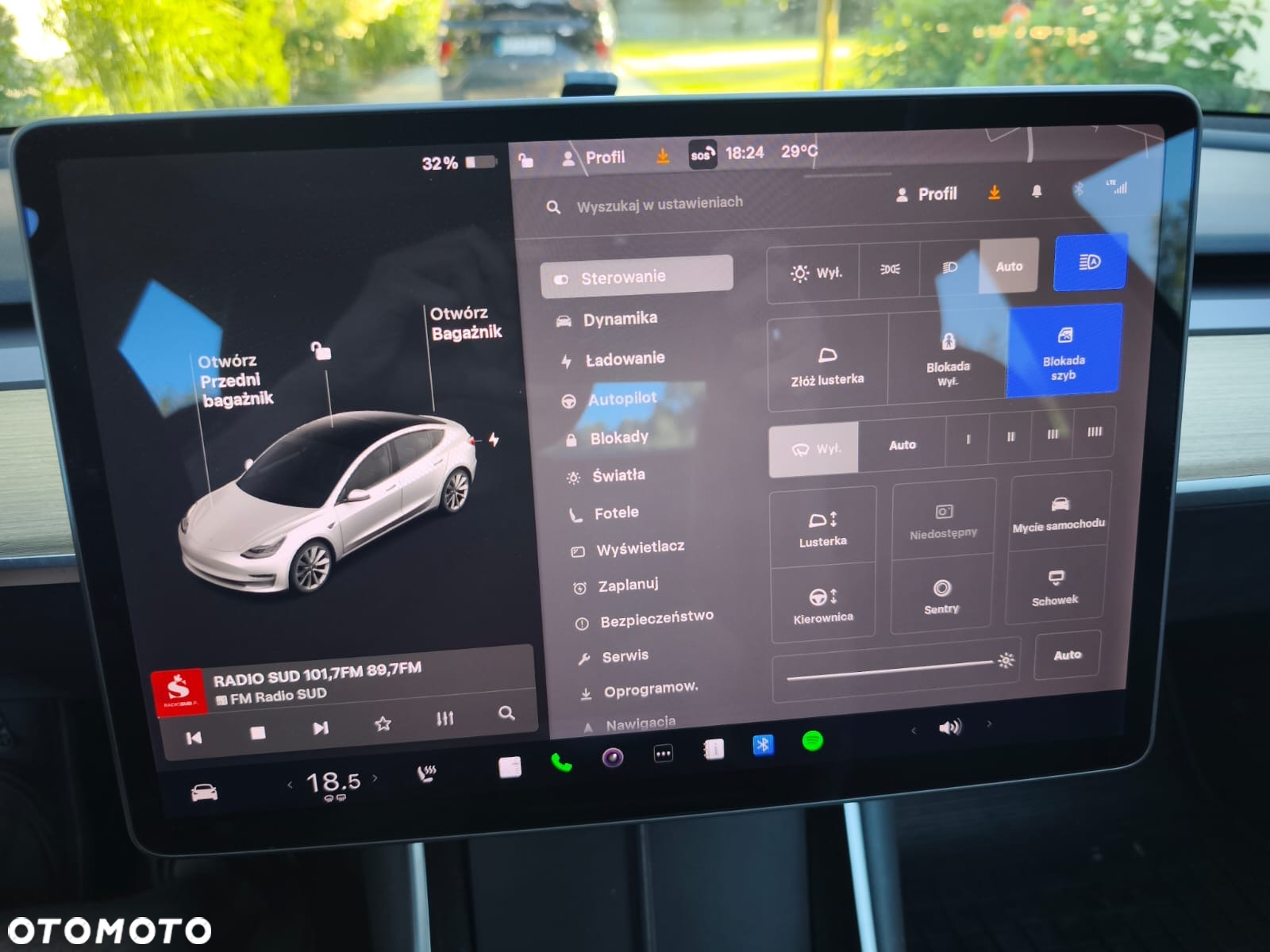 Tesla Model 3 Standard Reichweite Plus Hinterradantrieb - 33