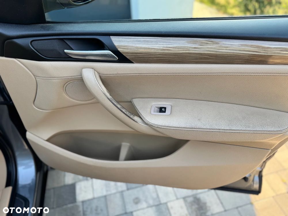 BMW X3 28i xDrive - 12
