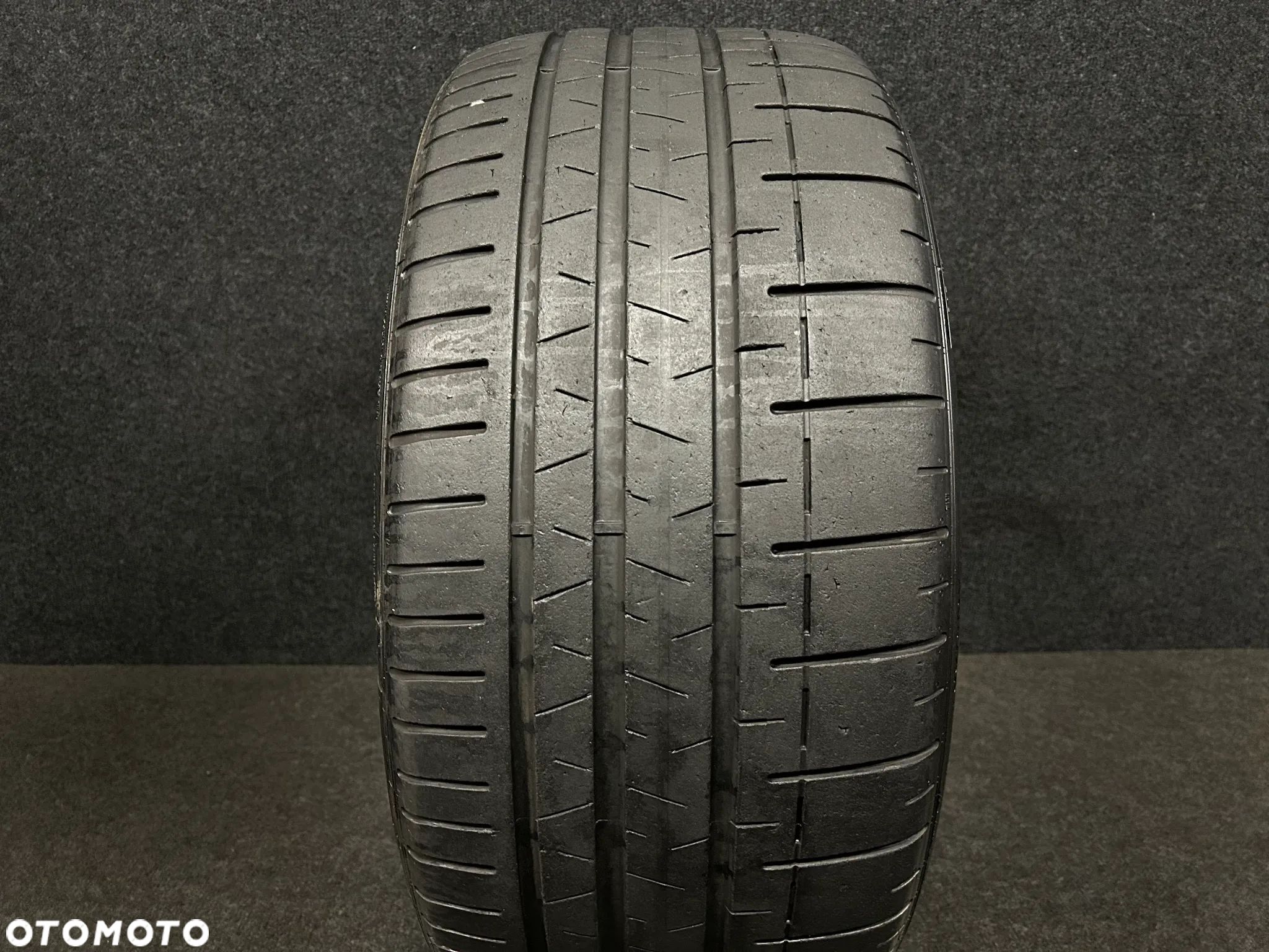 Pirelli P Zero Corsa 255/35/20 93Y 1szt. - 1