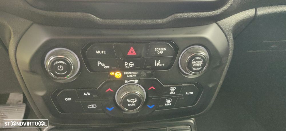 Jeep Renegade 1.3 TG Trailhawk - 37