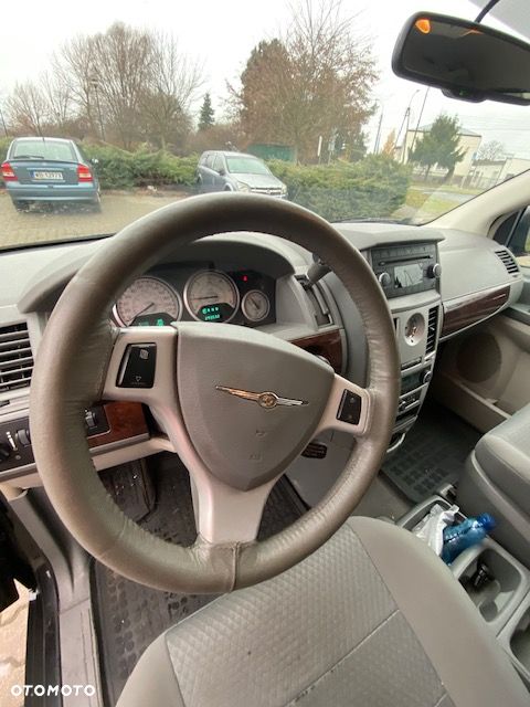 Chrysler Grand Voyager 2.8 CRD LX - 4