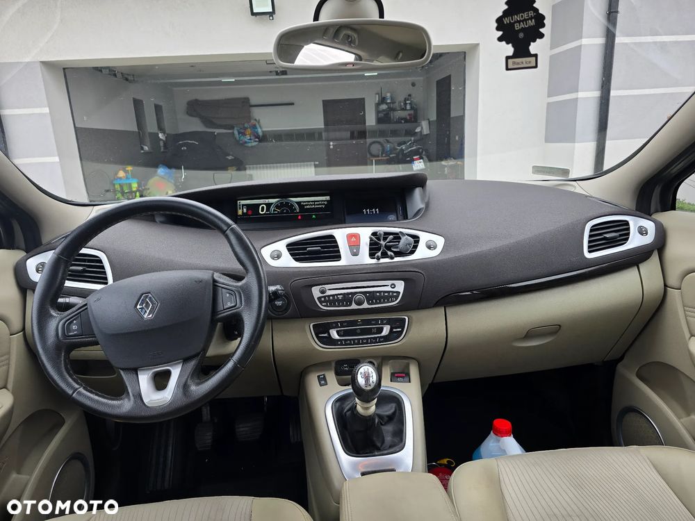 Renault Scenic - 9