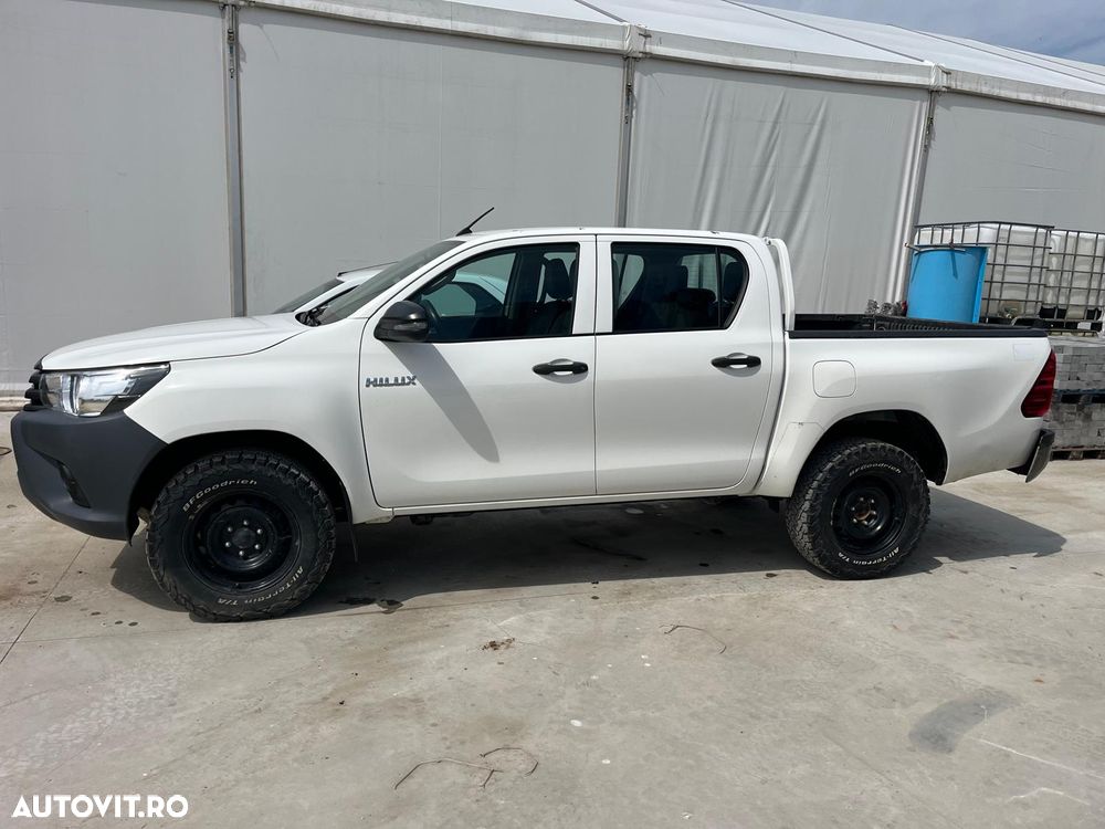 Toyota HILUX - 3