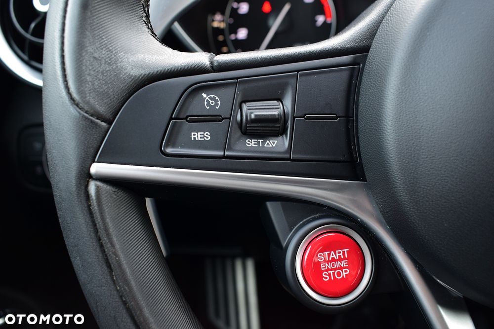 Alfa Romeo Giulia 2.0 Turbo Veloce Q4 - 9