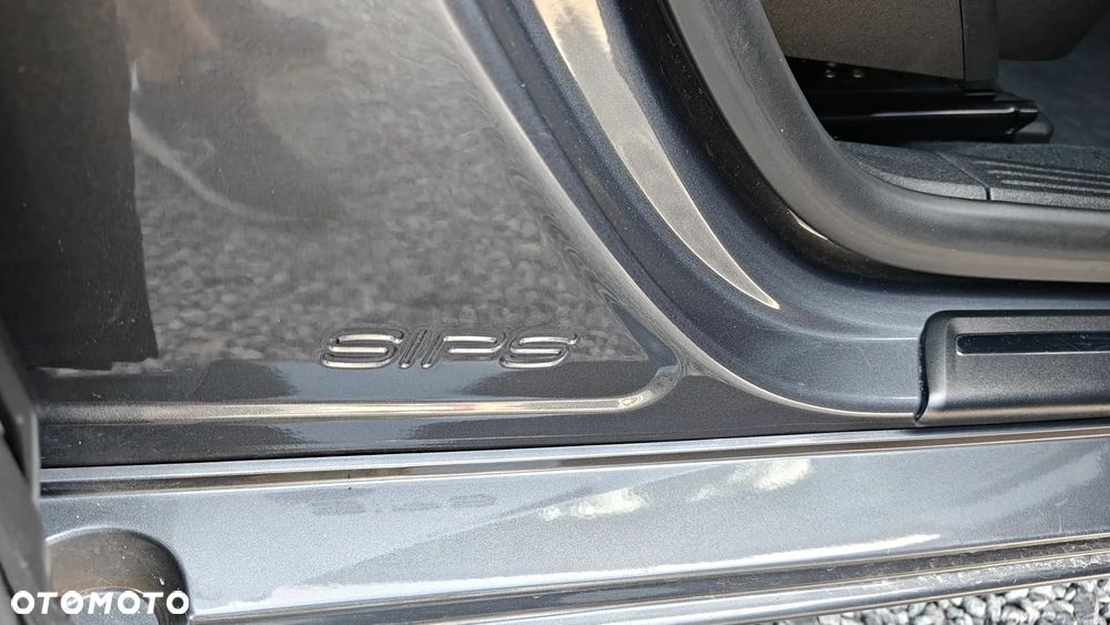 Volvo V40 - 24