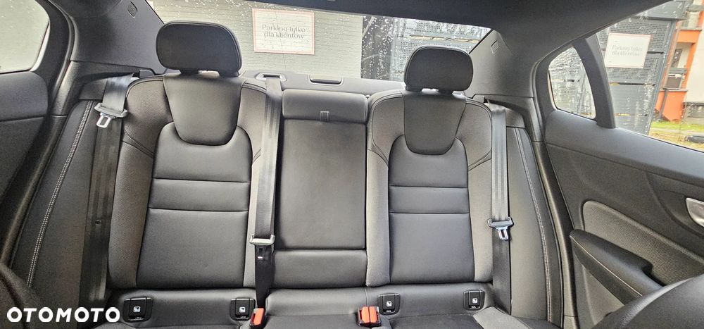 Volvo S60 B5 B AWD Ultimate Dark - 13